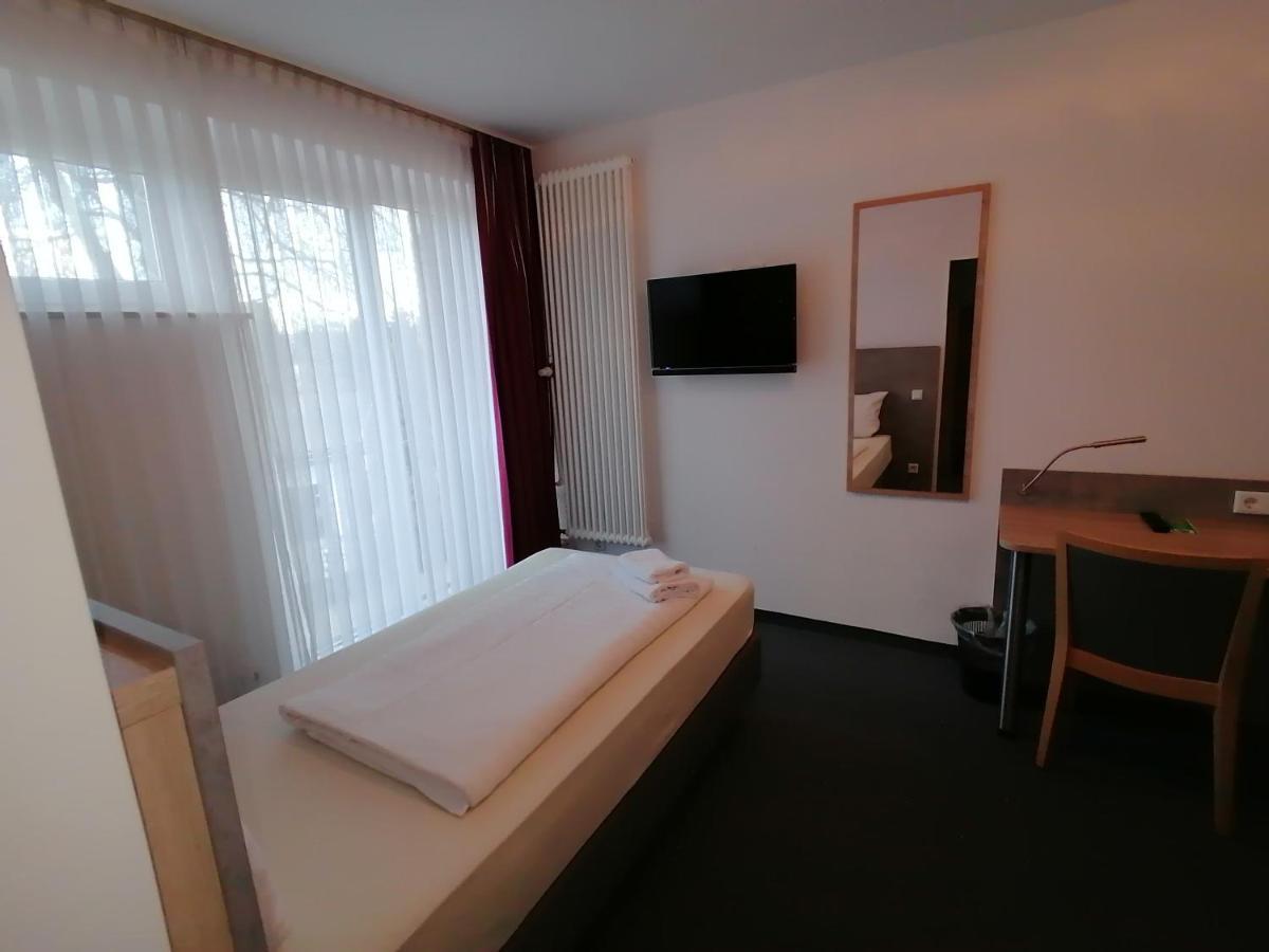 Hotel Lohmann มึนสเทอร์ ภายนอก รูปภาพ