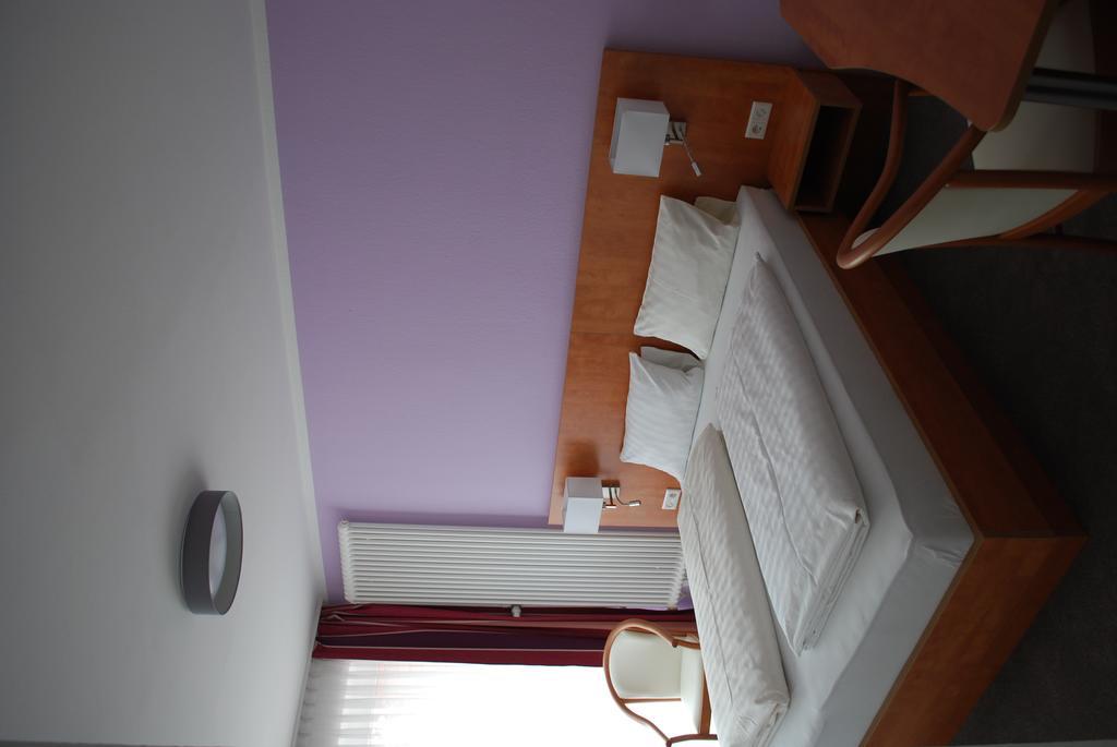 Hotel Lohmann มึนสเทอร์ ภายนอก รูปภาพ